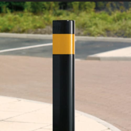 RS001 & RB150 114 x 1000 Bollard preview 2